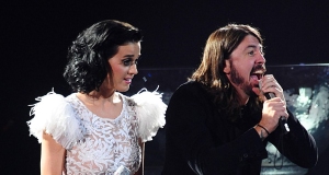 Katy Perry and Dave Grohl of the Foo Fighters on stage at the 2009 MTV Europe Music Awards.